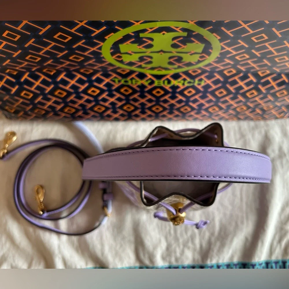Tory Burch T Monogram Drip-Dye Bucket bag with removable crossbody strap - Picture 6 of 9